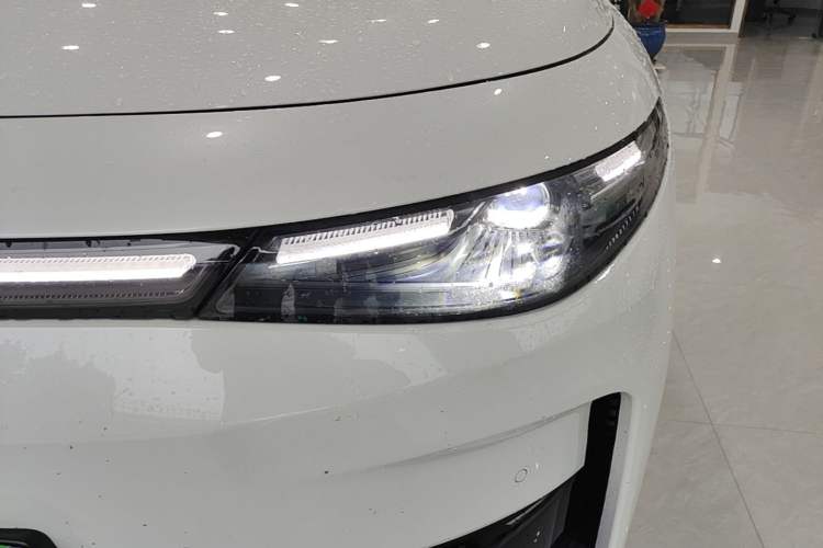 Used Leapmotor C16 2024 Range-Extended 200 Luxury Edition Left Front Headlight