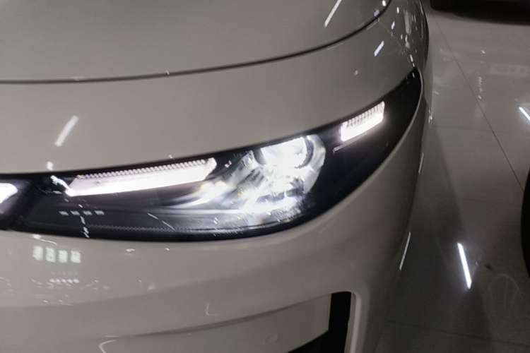 Used Leapmotor C16 2024 Range-Extended 200 Luxury Edition Left Front Headlight