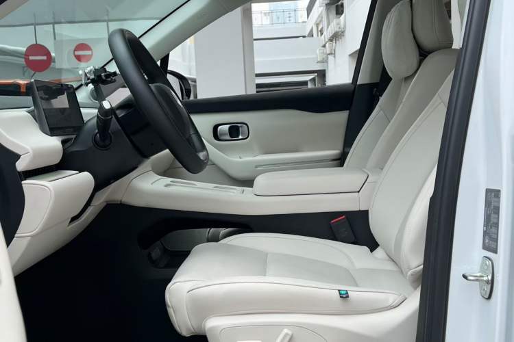 Used Leapmotor C16 2024 Range-Extended 200 LiDAR Edition Left Front Seat