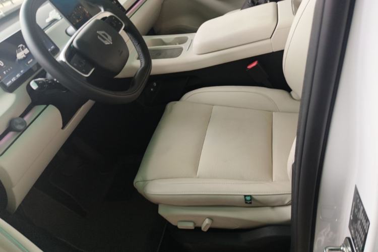 Used Leapmotor C16 2024 Range-Extended 200 Luxury Edition Left Front Seat