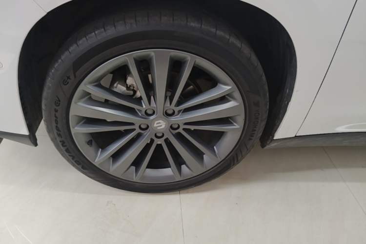 Used Leapmotor C16 2024 Range-Extended 200 Luxury Edition Left Front Wheel Hub