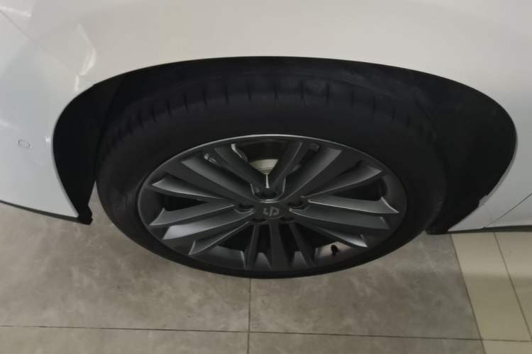 Used Leapmotor C16 2024 Range-Extended 200 Luxury Edition Left Front Wheel Hub
