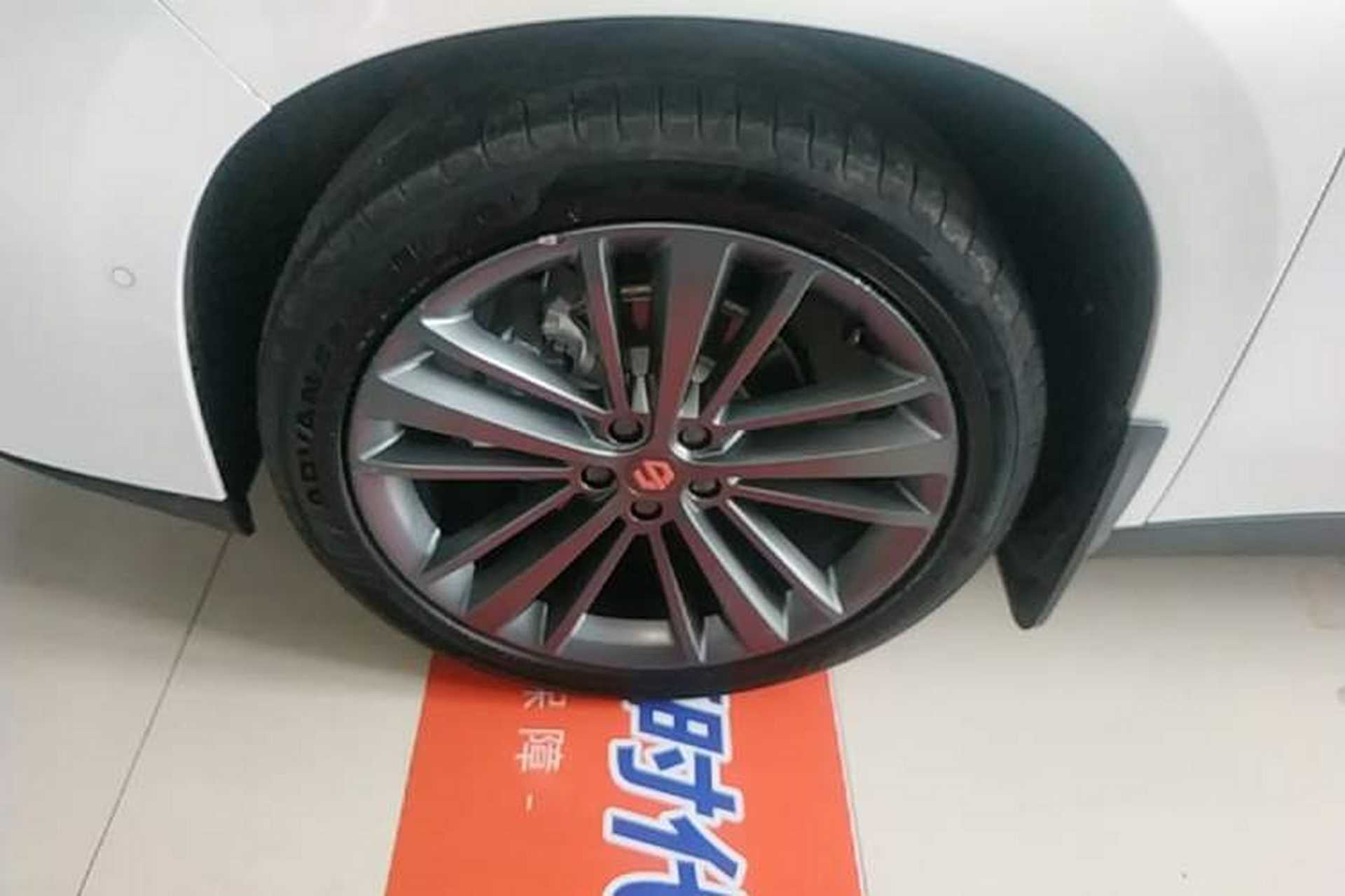 Used Leapmotor C16 2024 Range-Extended 200 LiDAR Edition Left Front Wheel Hub