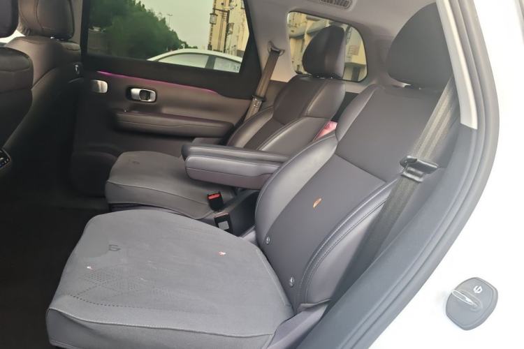 Used Leapmotor C16 2024 Pure Electric 520 Deluxe Edition Left Rear Seat