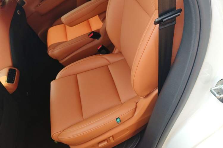 Used Leapmotor C16 2024 Pure Electric 520 Deluxe Edition Left Rear Seat