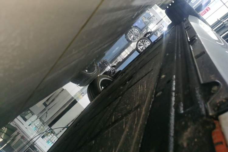 Used Leapmotor C16 2024 All-Electric 520 LiDAR Edition Left Side Sill