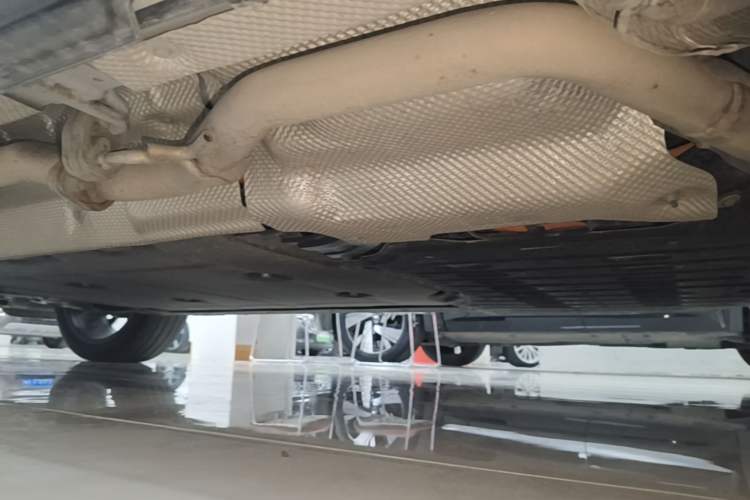 Used Leapmotor C16 2024 Range-Extended 200 Luxury Edition Left Side Sill