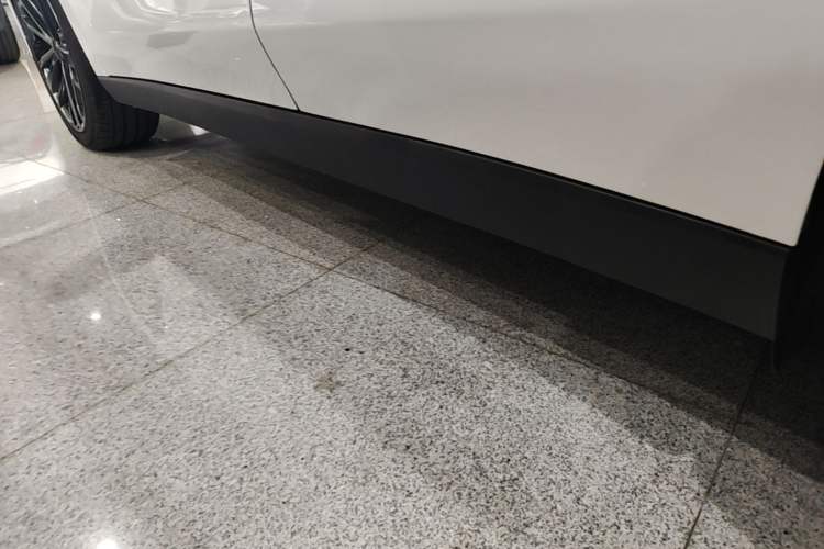 Used Leapmotor C16 2024 Range-Extended 200 Luxury Edition Left Side Sill