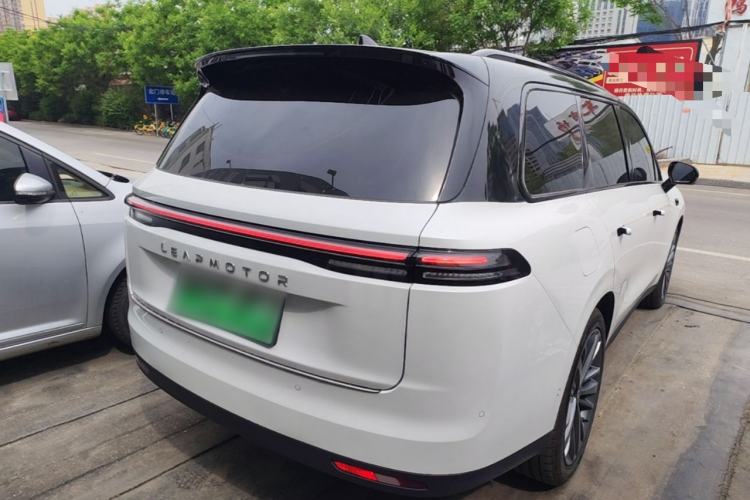 Used Leapmotor C16 2024 Range-Extended 200 Luxury Edition Rear Right 45 Deg