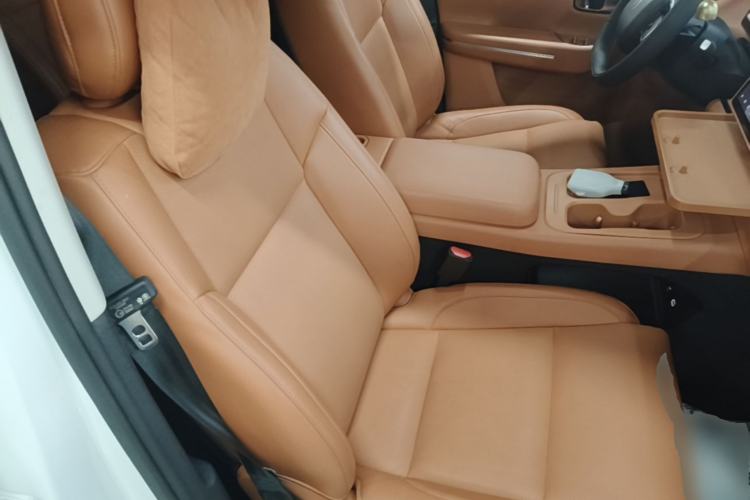 Used Leapmotor C16 2024 Range-Extended 200 Luxury Edition Right Front Seat
