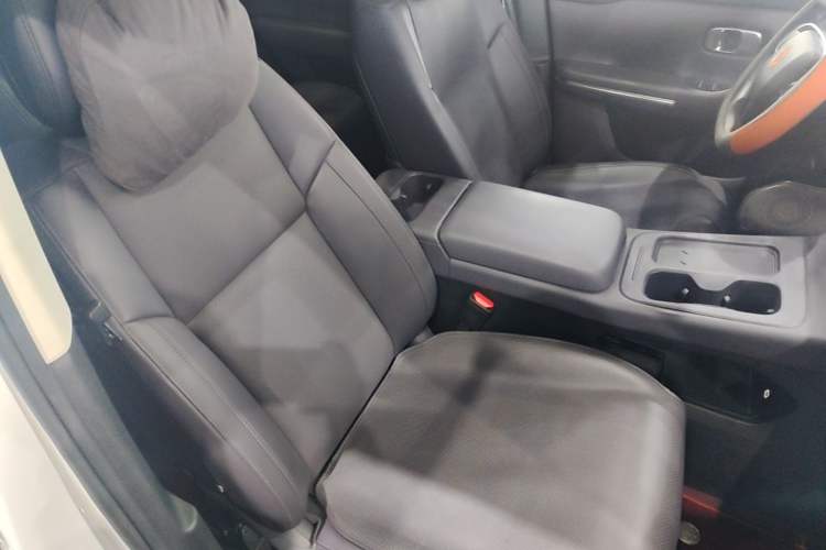 Used Leapmotor C16 2024 Range-Extended 200 Luxury Edition Right Front Seat
