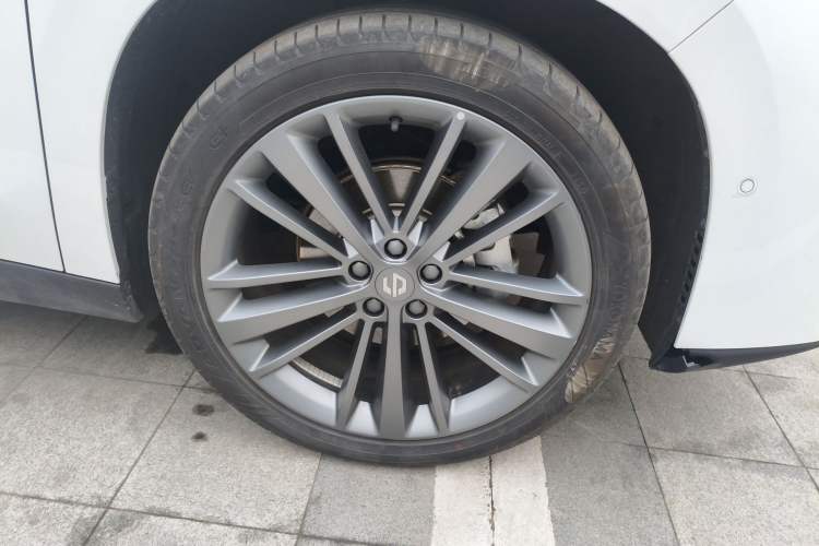 Used Leapmotor C16 2024 Range-Extended 200 Luxury Edition Right Front Wheel Hub