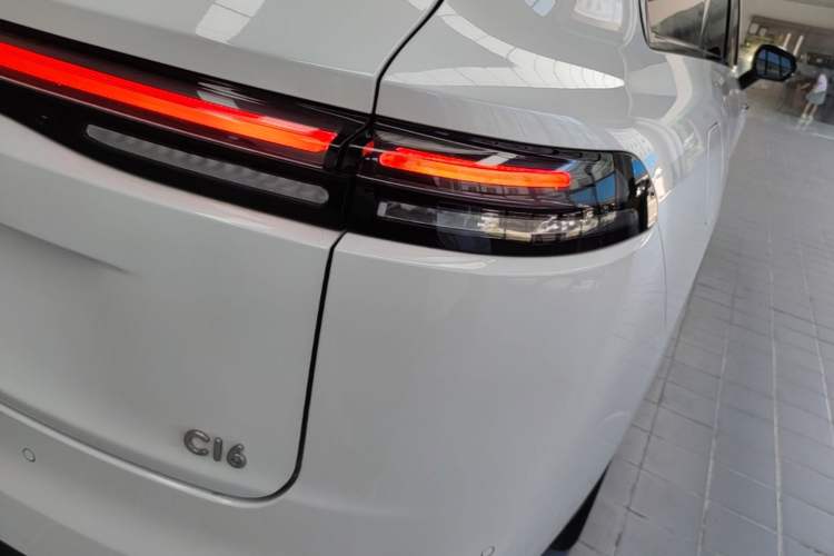 Used Leapmotor C16 2024 Range-Extended 200 Luxury Edition Right Rear Taillight