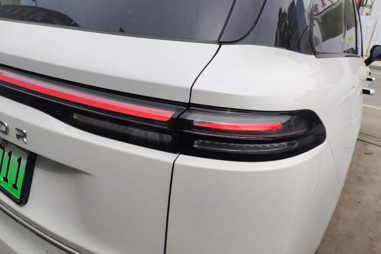 Used Leapmotor C16 2024 Range-Extended 200 Luxury Edition Right Rear Taillight