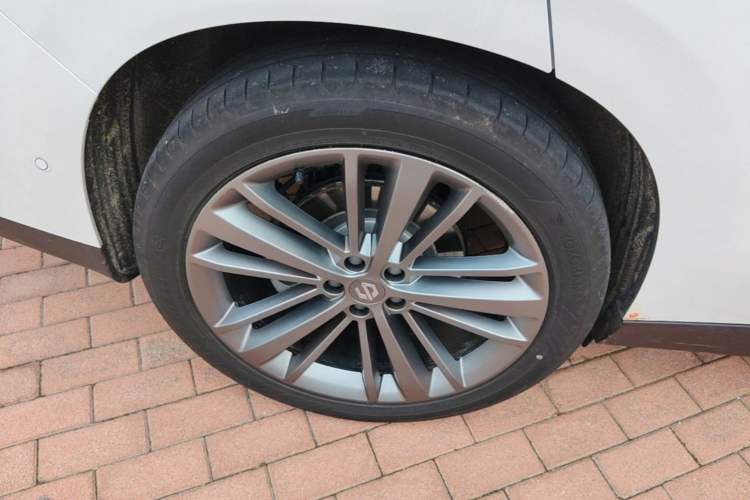 Used Leapmotor C16 2024 Range-Extended 200 Luxury Edition Right Rear Wheel Hub