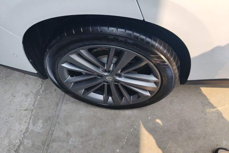 Used Leapmotor C16 2024 Pure Electric 520 Deluxe Edition Right Rear Wheel Hub