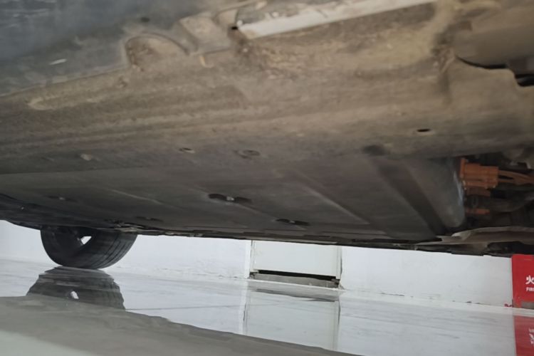Used Leapmotor C16 2024 Range-Extended 200 Luxury Edition Right Side Sill