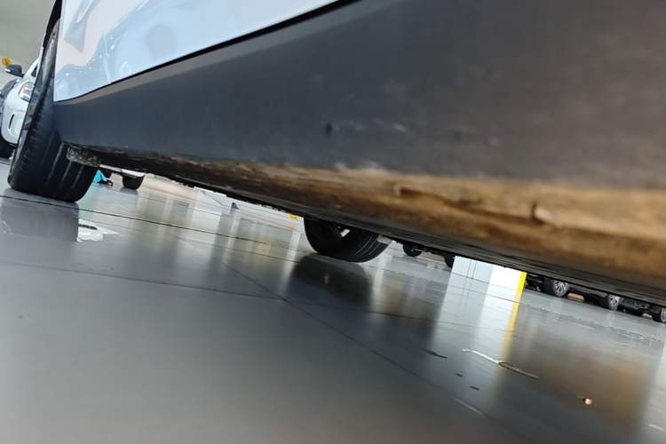 Used Leapmotor C16 2024 Pure Electric 520 Smart Edition Right Side Sill