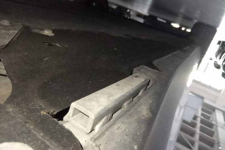 Used Leapmotor C16 2024 Pure Electric 520 Deluxe Edition Right Side Sill