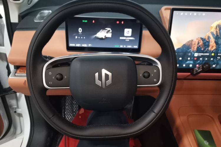 Used Leapmotor C16 2024 Range-Extended 200 Luxury Edition Steering Wheel