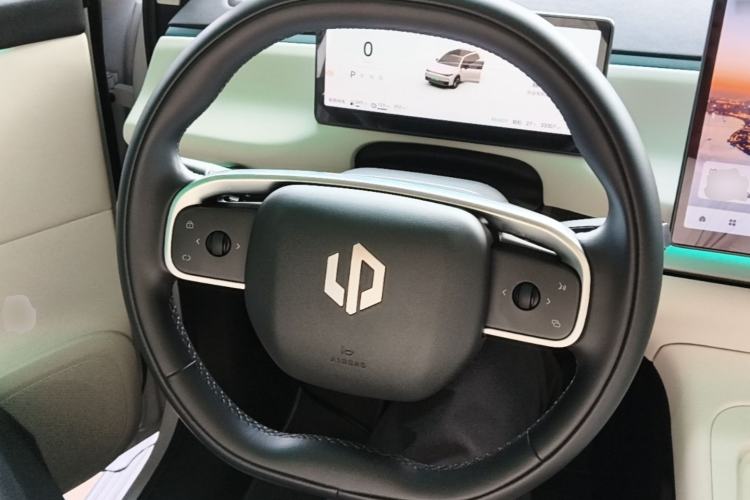 Used Leapmotor C16 2024 Range-Extended 200 Luxury Edition Steering Wheel