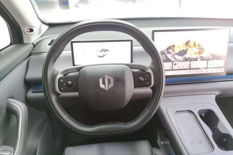 Used Leapmotor C16 2024 Range-Extended 200 Luxury Edition Steering Wheel