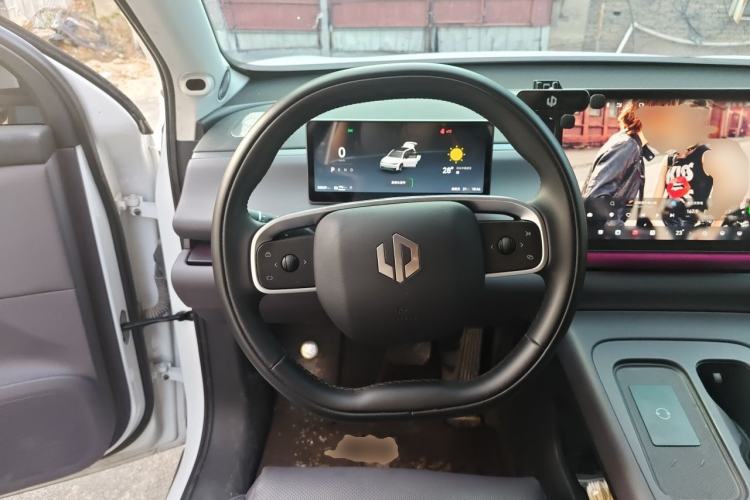 Used Leapmotor C16 2024 Pure Electric 520 Deluxe Edition Steering Wheel