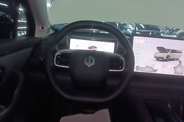 Used Leapmotor C16 2024 Range-Extended 200 Luxury Edition Steering Wheel