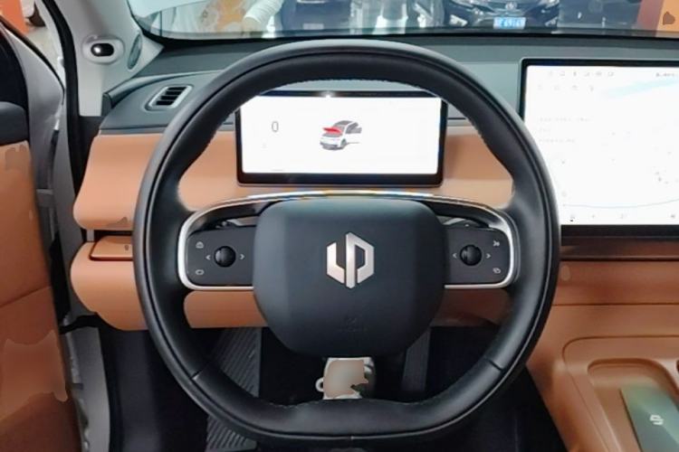 Used Leapmotor C16 2024 Pure Electric 520 Deluxe Edition Steering Wheel