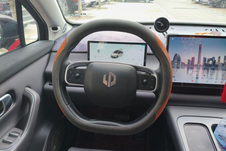 Used Leapmotor C16 2024 Range-Extended 200 Luxury Edition Steering Wheel