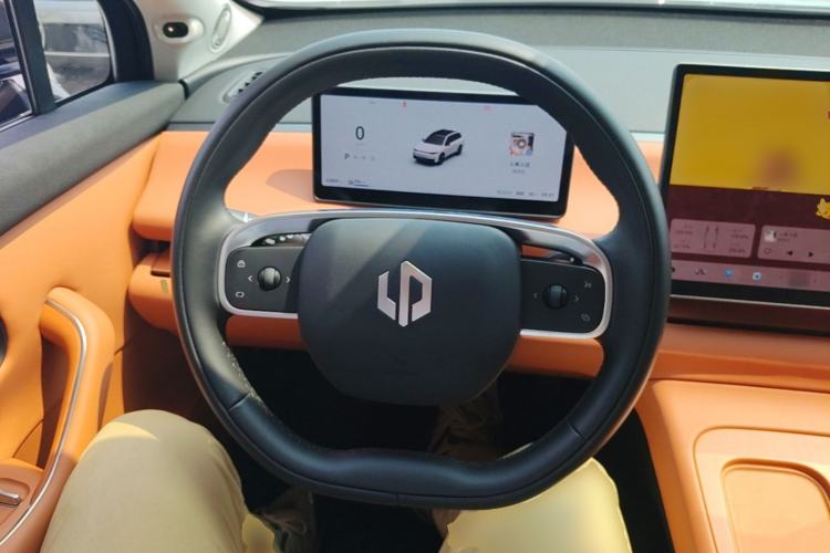Used Leapmotor C16 2024 Pure Electric 520 Deluxe Edition Steering Wheel