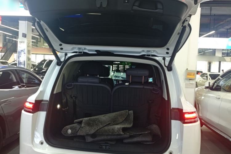 Used Leapmotor C16 2024 Range-Extended 200 Luxury Edition Trunk
