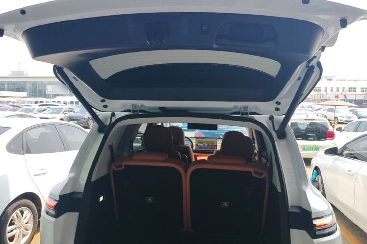 Used Leapmotor C16 2024 Pure Electric 520 Deluxe Edition Trunk