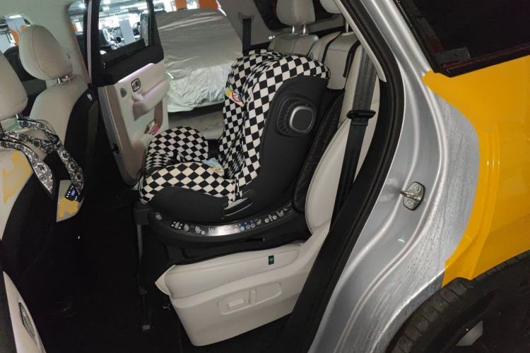 Used Leapmotor C16 2024 Range-Extended 200 Luxury Edition Left Rear Seat