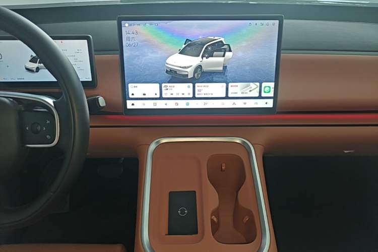 Used Leapmotor C16 2026 Extended-Range 280 LiDAR Zhizun Edition 6 Seats Audio And AC Panel