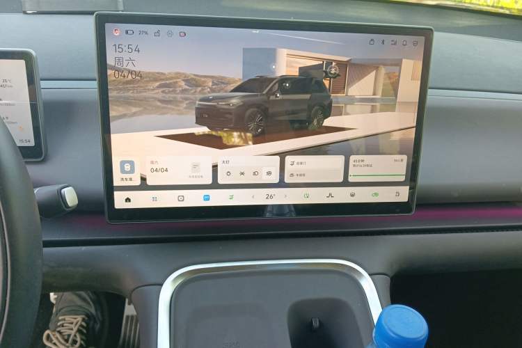 Used Leapmotor C16 2026 Extended-Range 280 LiDAR Zhizun Edition 6 Seats Audio And AC Panel