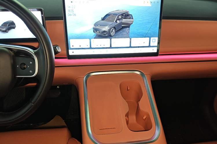 Used Leapmotor C16 2026 Extended-Range 280 LiDAR Zhizun Edition 6 Seats Audio And AC Panel