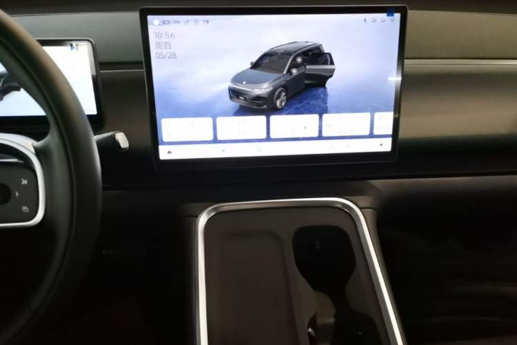 Used Leapmotor C16 2026 Extended-Range 280 LiDAR Zhizun Edition 6 Seats Audio And AC Panel