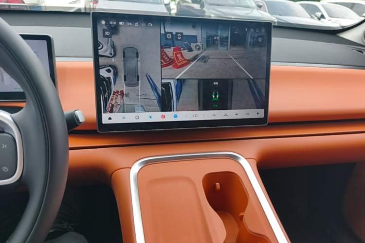 Used Leapmotor C16 2026 Extended-Range 280 LiDAR Zhizun Edition 6 Seats Audio And AC Panel