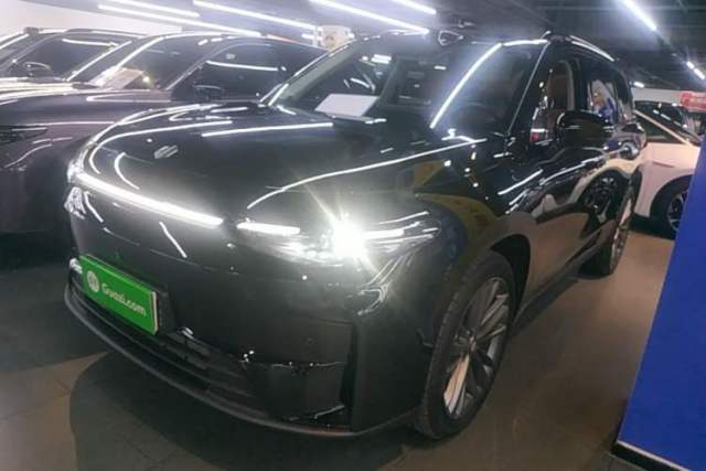 Used Leapmotor C16 2026 Extended-Range 280 LiDAR Zhizun Edition 6 Seats