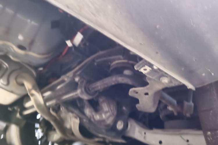 Used Leapmotor C16 2026 Extended-Range 280 LiDAR Zhizun Edition 6 Seats Chassis Rear Right