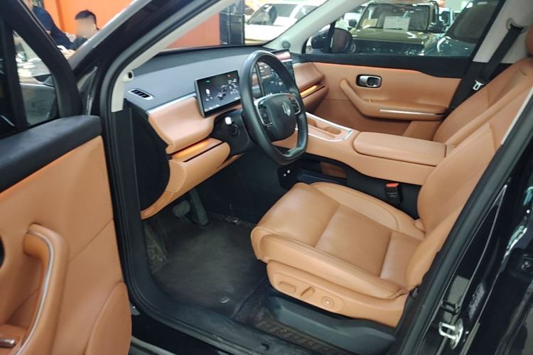 Used Leapmotor C16 2026 Extended-Range 280 LiDAR Zhizun Edition 6 Seats Driver Seat
