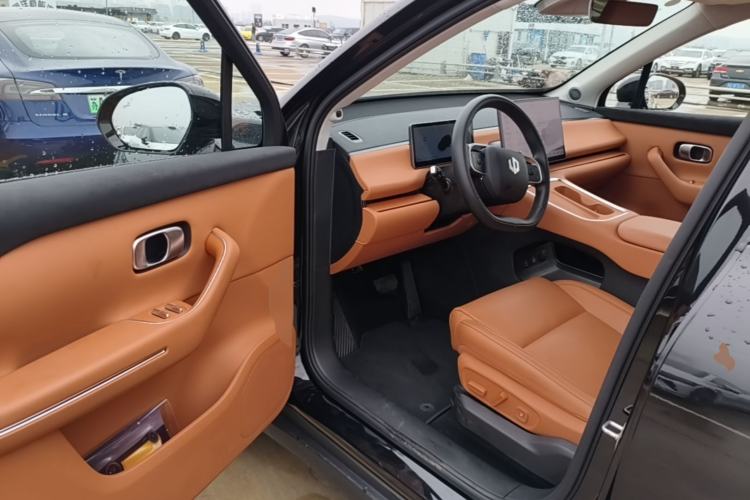 Used Leapmotor C16 2026 Extended-Range 280 LiDAR Zhizun Edition 6 Seats Driver Seat