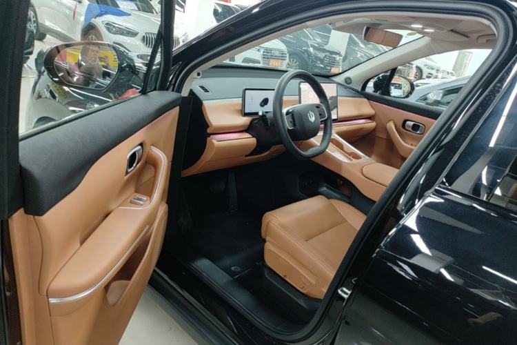 Used Leapmotor C16 2026 Extended-Range 280 LiDAR Zhizun Edition 6 Seats Driver Seat