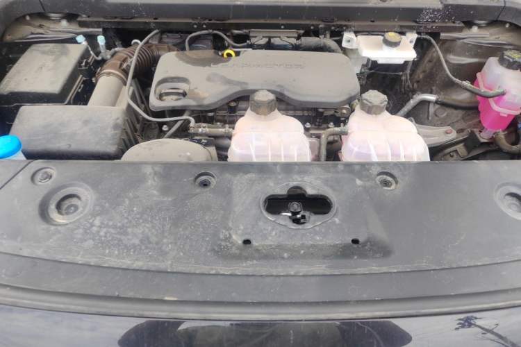 Used Leapmotor C16 2026 Extended-Range 280 LiDAR Zhizun Edition 6 Seats Engine Bay