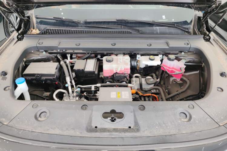 Used Leapmotor C16 2026 All-Electric 630 LiDAR Zhizun Edition 6 Seats Engine Bay