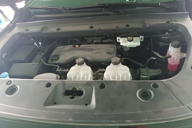Used Leapmotor C16 2026 Extended-Range 280 LiDAR Zhizun Edition 6 Seats Engine Bay