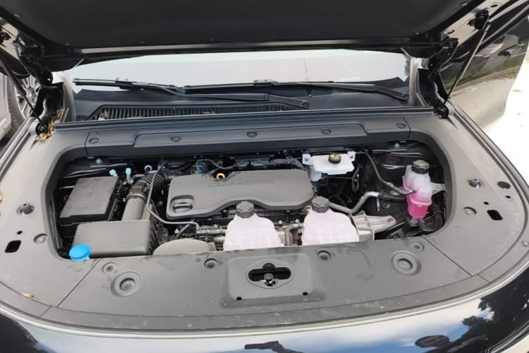 Used Leapmotor C16 2026 Extended-Range 280 LiDAR Zhizun Edition 6 Seats Engine Bay