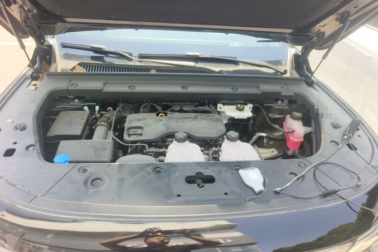 Used Leapmotor C16 2026 Extended-Range 280 LiDAR Zhizun Edition 6 Seats Engine Bay