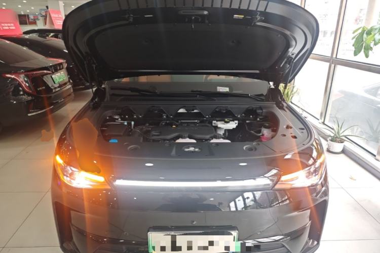 Used Leapmotor C16 2026 Extended-Range 280 LiDAR Zhizun Edition 6 Seats Engine Bay